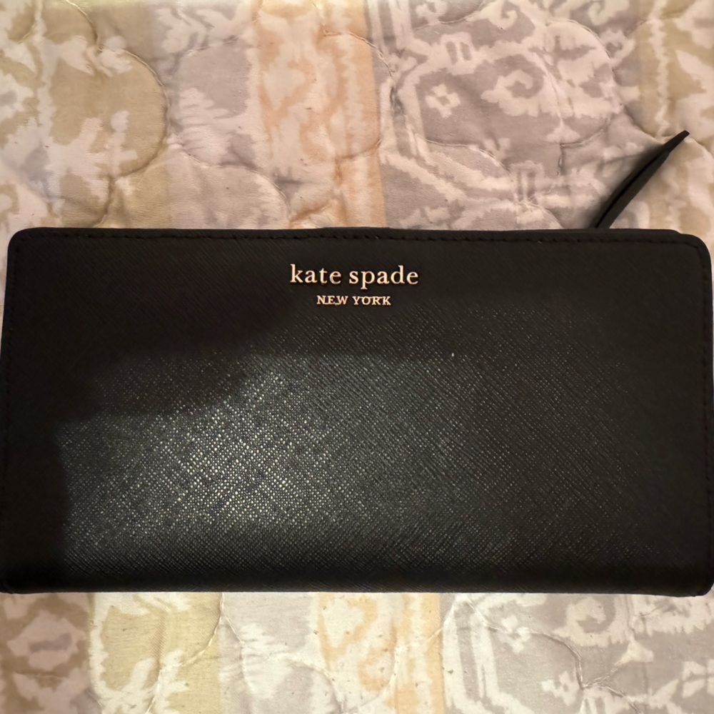 NWT Kate Spade Cameron Large Slim Bifold Wallet in Black